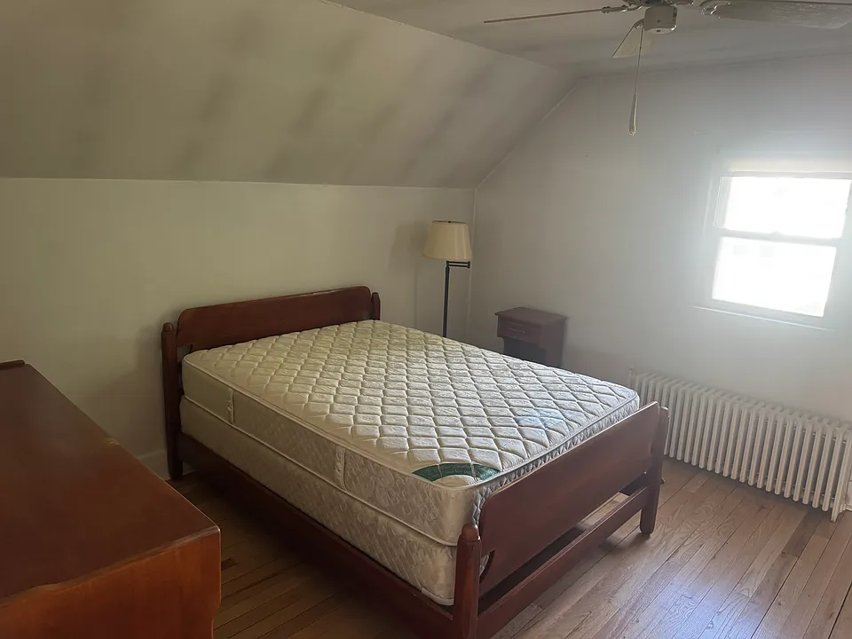 12 King St #2