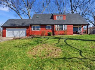 5702 N Biltmore Ave, Peoria, IL 61614