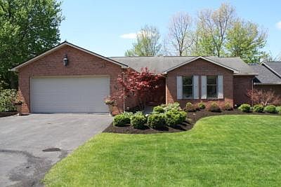 1st image of 641 Carriage Dr