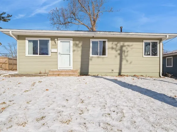 5314 Holly Ave NW, Cedar Rapids, IA 52405