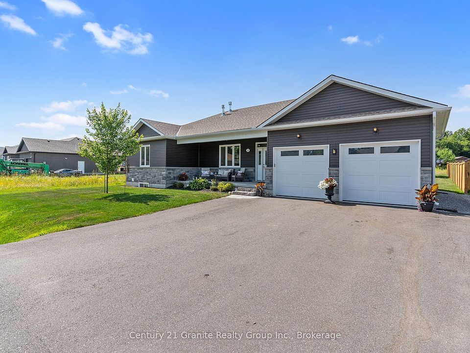 1st image of 39 Windover Dr