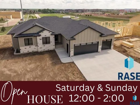 6505 Fieldview St, Sioux Falls, SD 57110