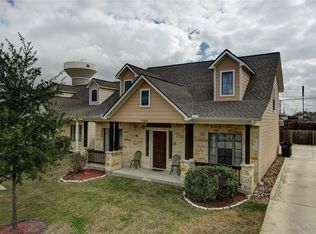 1704 Boardwalk Ct, College Station, TX 77840