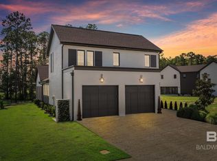 2705 Straits Blvd, Gulf Shores, AL 36542