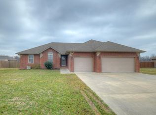 4122 Plumthicket Rd, Joplin, MO 64801