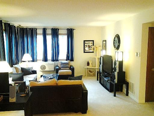 2nd image of 810 N Dobson St #1A