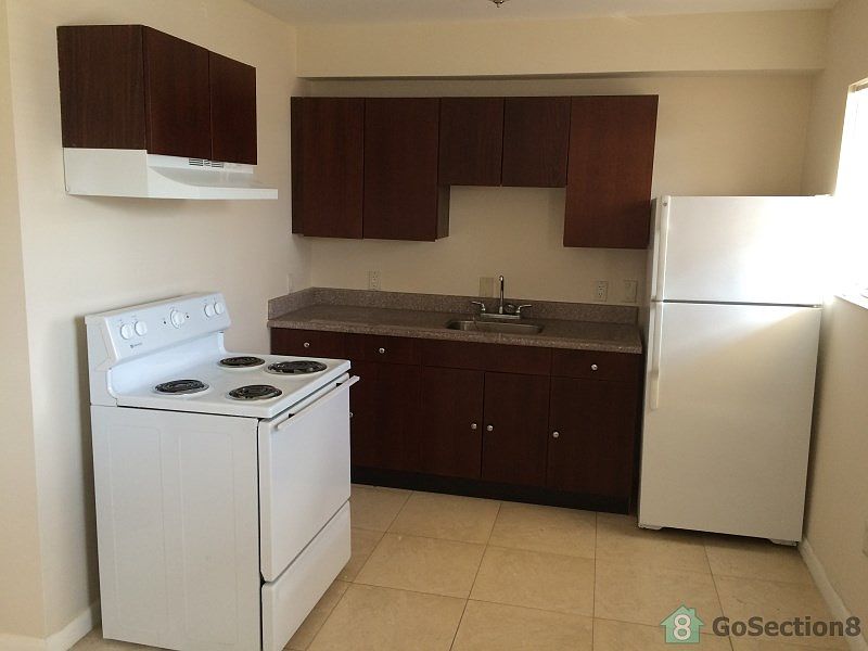 1st image of 365 NW 8th St APT 305