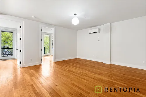 854 Metropolitan Ave #2A Photo 1