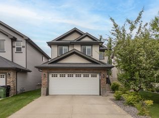 6715 19th Ave SW, Edmonton, AB T6X0L9
