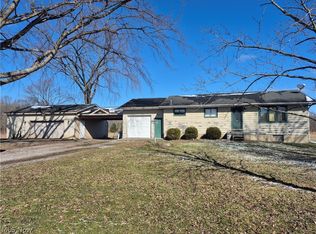 7695 Norton Rd, Garrettsville, OH 44231
