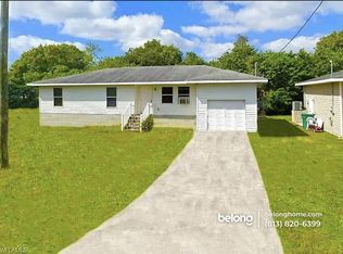 2715 Lee St, Punta Gorda, FL 33950