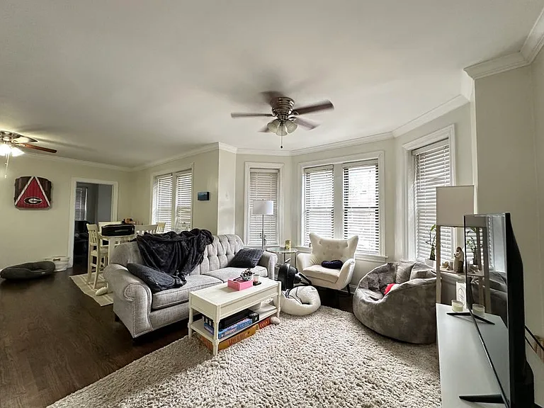 3839 N Greenview Ave #W2 — Photo 8