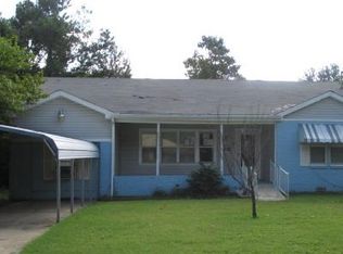 901 Shipley St, Springdale, AR 72764