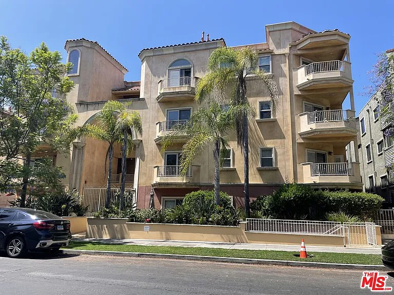 1511 Camden Ave #104 — Photo 1