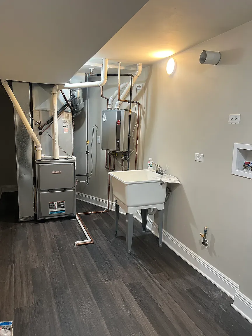 2 bed, 650 sqft, $1,600 — Photo 4