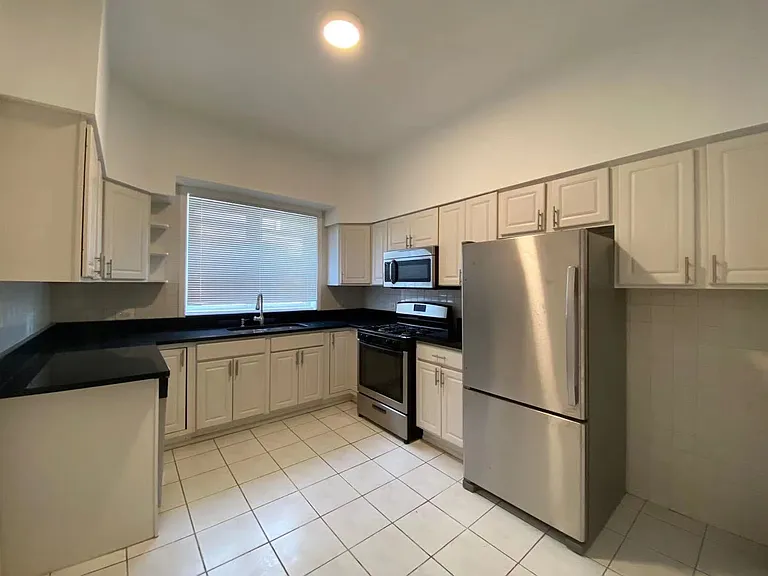 1239 Emerson St #2 — Photo 1