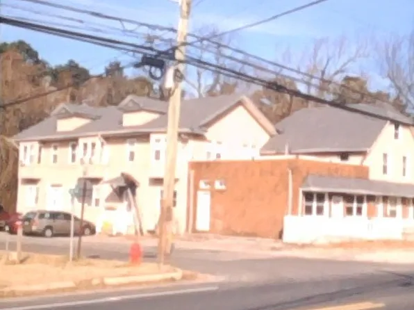 159 Cross Keys Rd APT E, Berlin, NJ 08009