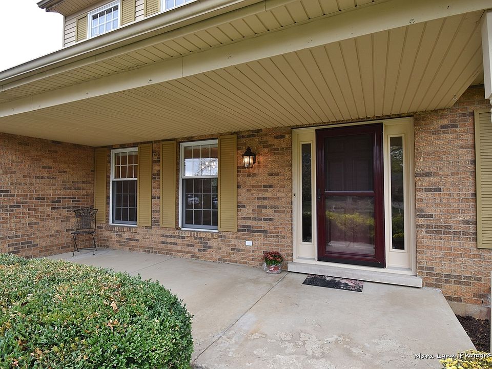1st image of 6N086 Woodview Ln