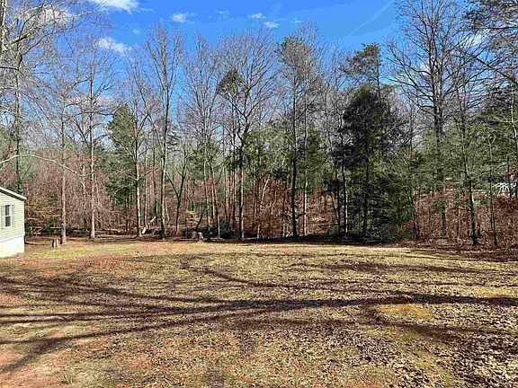 2nd image of 262 Geddy Rd