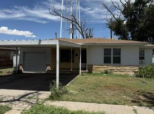 824 S D Ave, Kermit, TX 79745