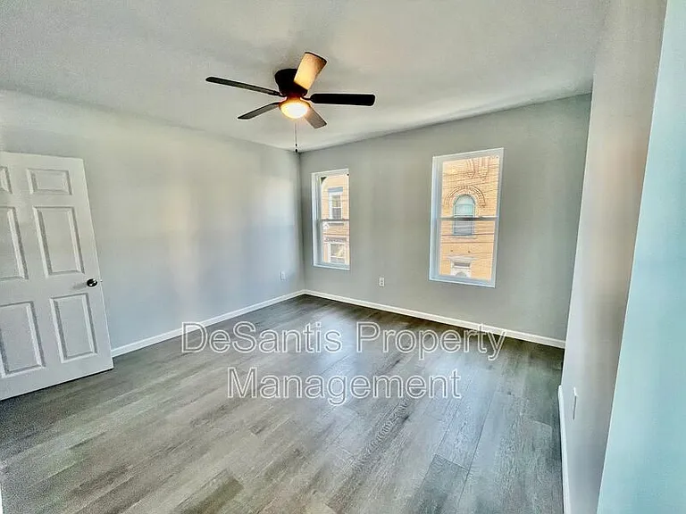 2 Edith Pl — Photo 11