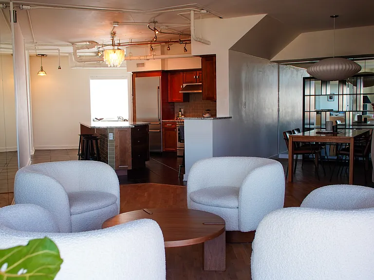 1350 Lawrence St #6D — Photo 4
