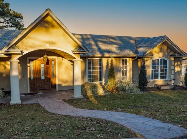 16372 Ravens Roost Dr, Rogers, AR 72756