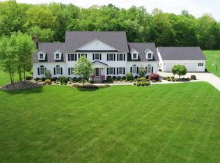 180 Longview Cir, North Lima, OH 44452