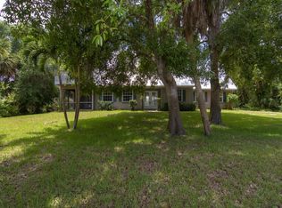 525 32nd Ave SW, Vero Beach, FL 32968
