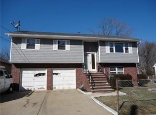 25 Yates Ave, South River, NJ