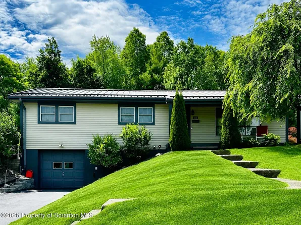 114 Dolph St, Olyphant, PA 18447