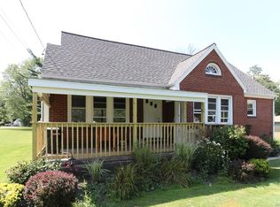 776 Union Rd, West Seneca, NY 14224