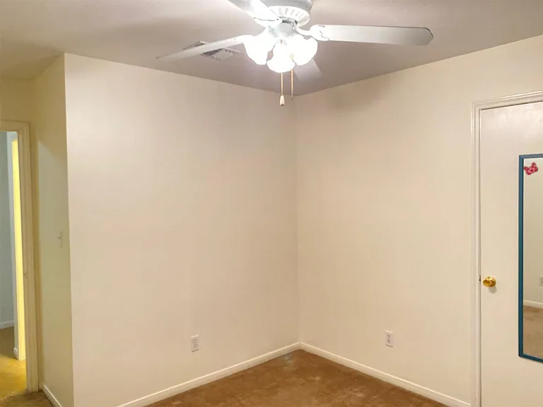 2733 Davis Ave — Photo 30