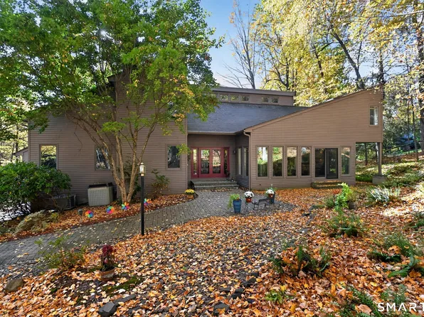 38 High Hill Road, Bloomfield, CT 06002