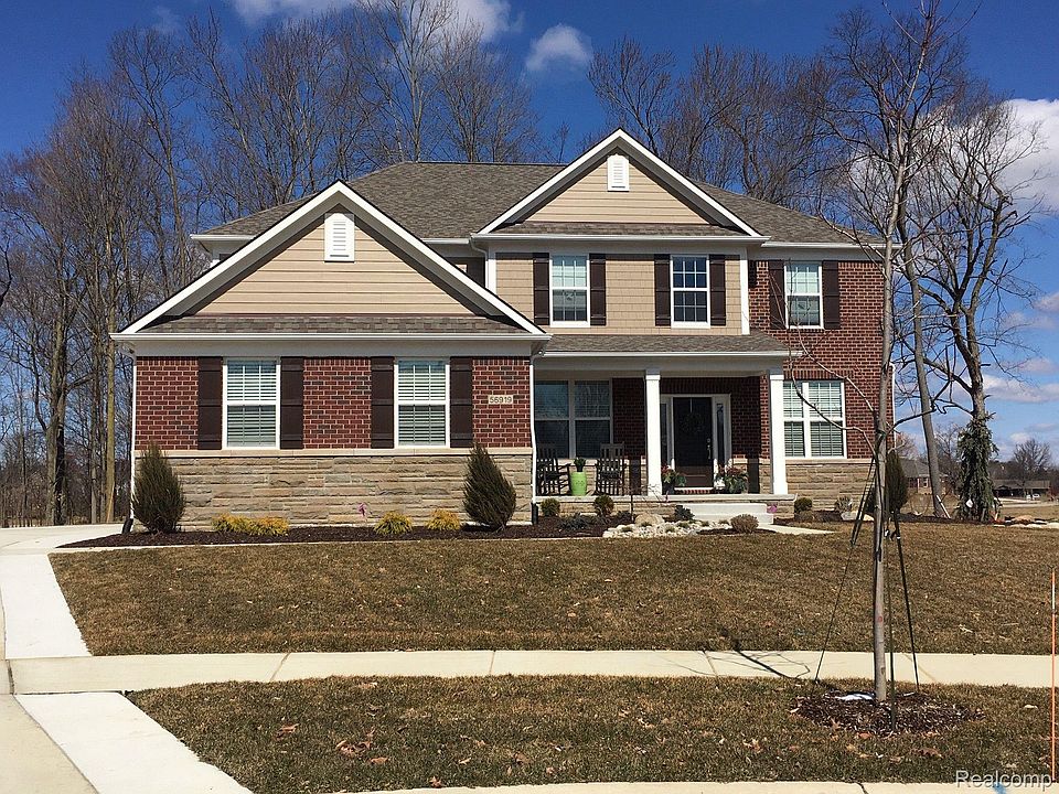 1st image of 55696 Beacon Shore Dr