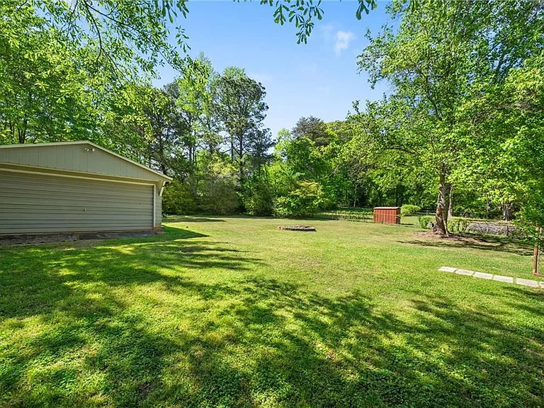 641 Gordon Combs Rd NW — Photo 27