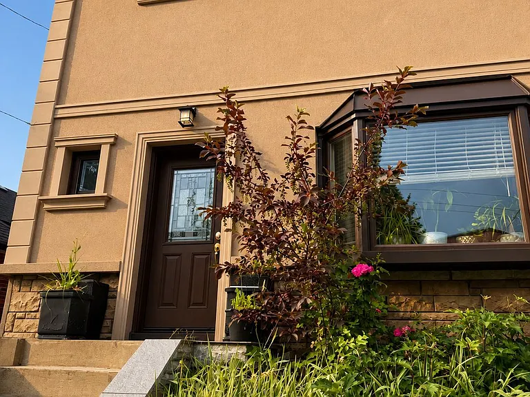 57 Midland Ave #MAIN UPPER — Photo 3