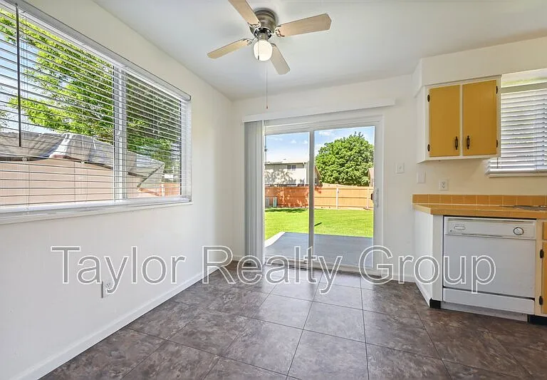 3685 W 90th Pl #1 — Photo 5
