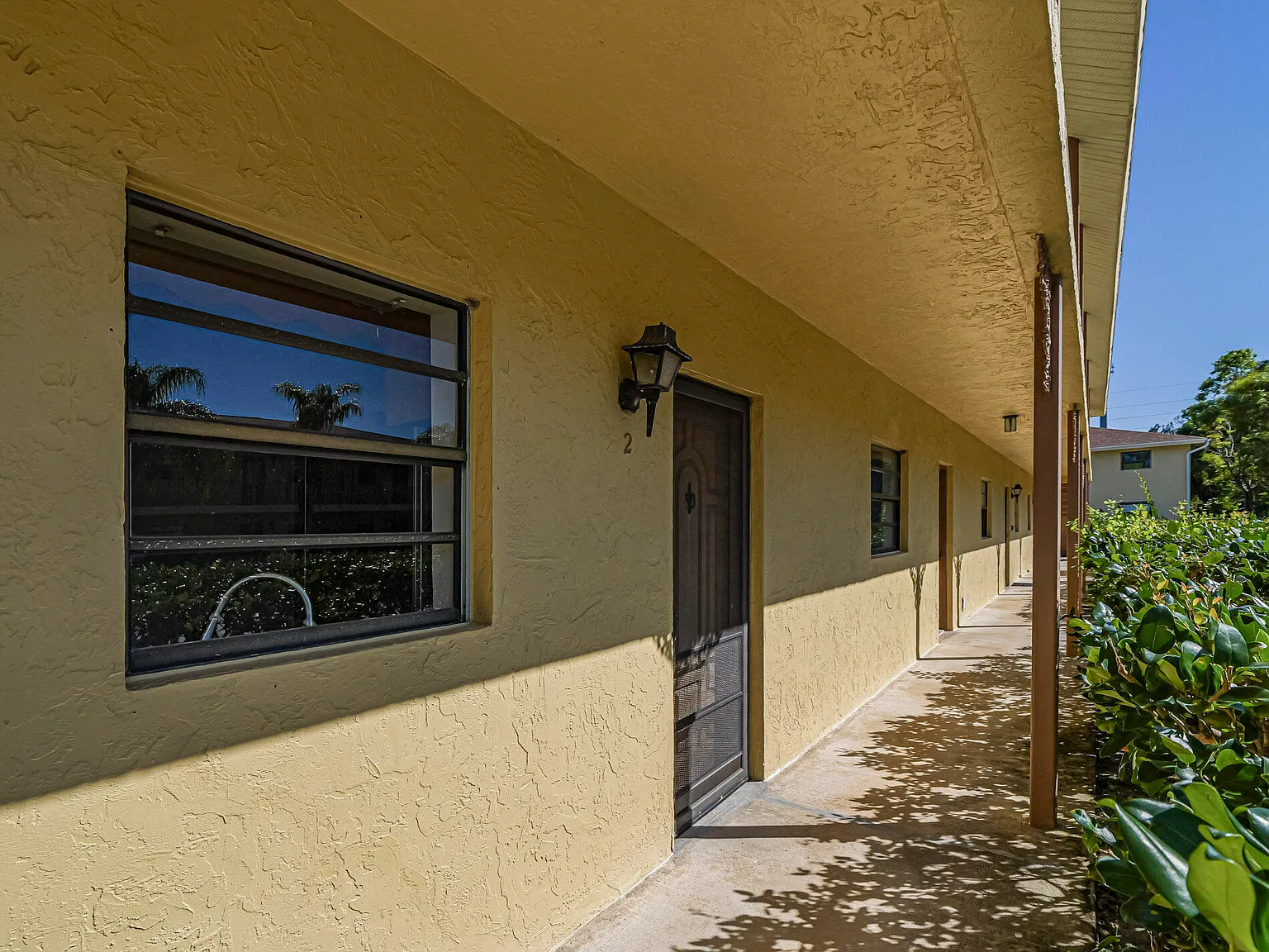 2 bed, 2.0 bath, 1000 sqft, $1,650 — Photo 2