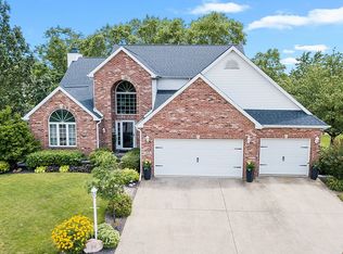 303 Orchard Dr, Mahomet, IL