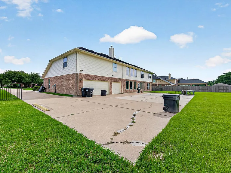 26210 Cloverland Park Ln — Photo 31