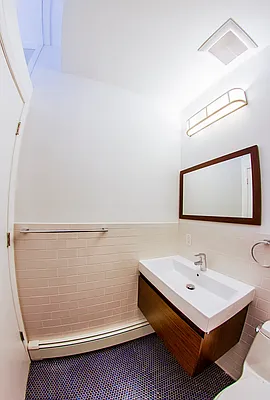 Rented by Compass | media 2