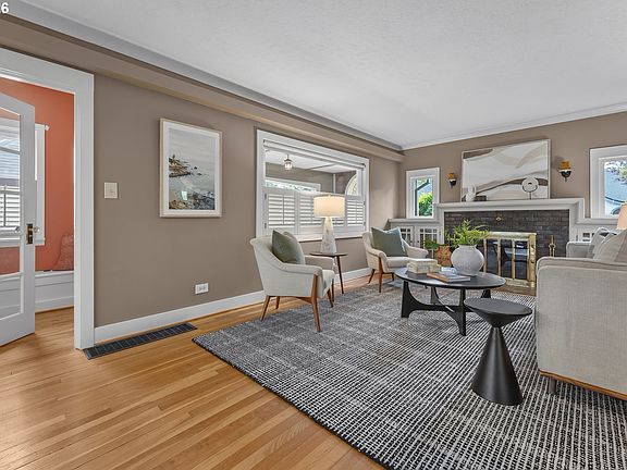 5th image of 3142 NE 52nd Ave