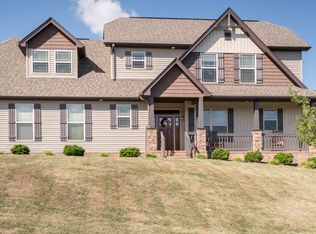 10 Hawkcrest Ct, Travelers Rest, SC 29690