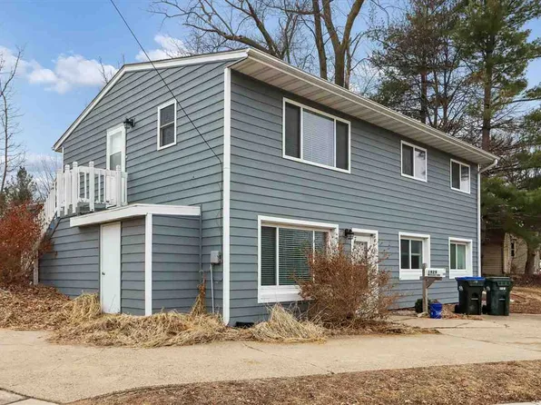 1928 F St, Iowa City, IA 52240