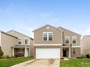 716 Adagio Dr, Greenwood, IN 46143