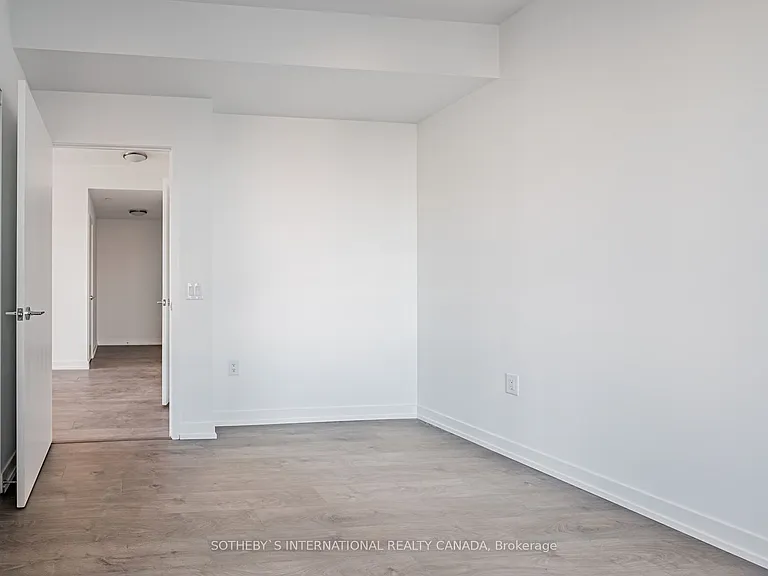 270 Dufferin St #303 — Photo 16