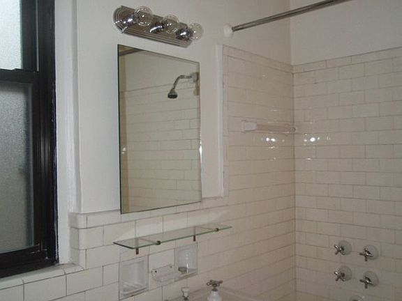 3rd image of 505 E 87th St APT 3B