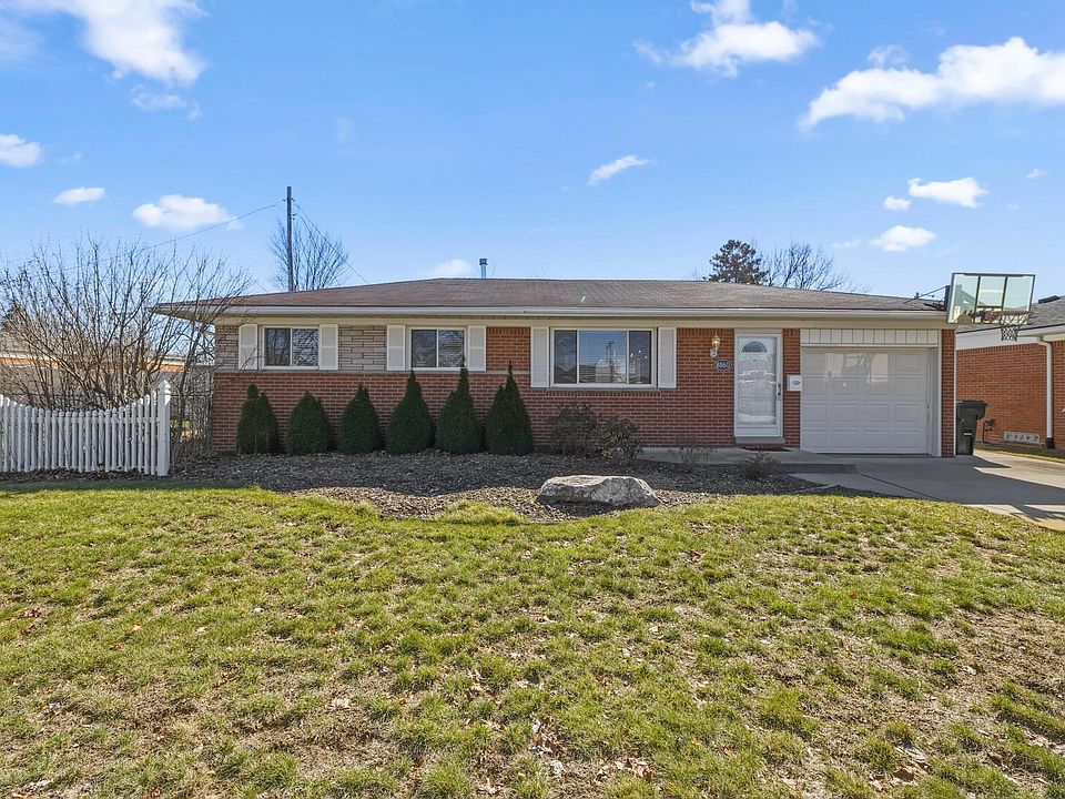 1st image of 8860 Cherrylawn Dr