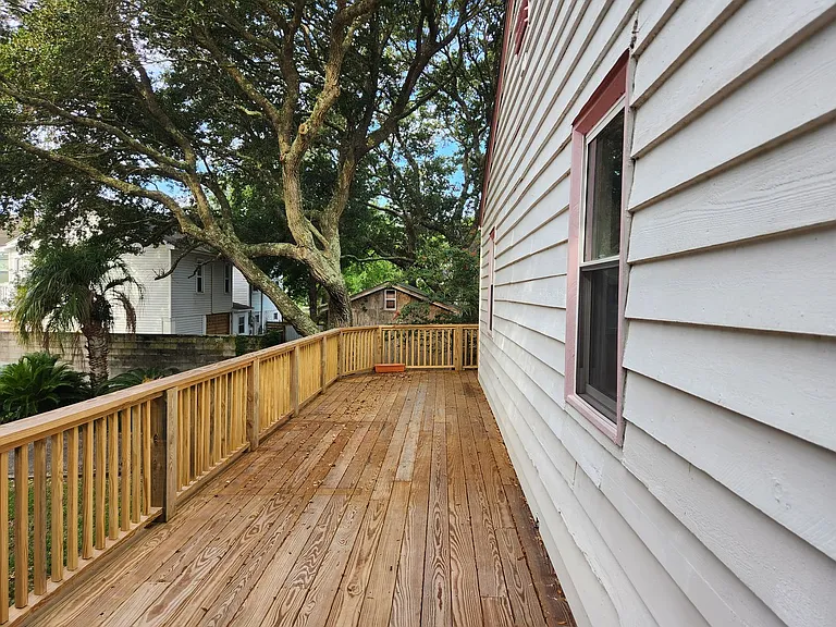 2202 Cameron Blvd — Photo 23